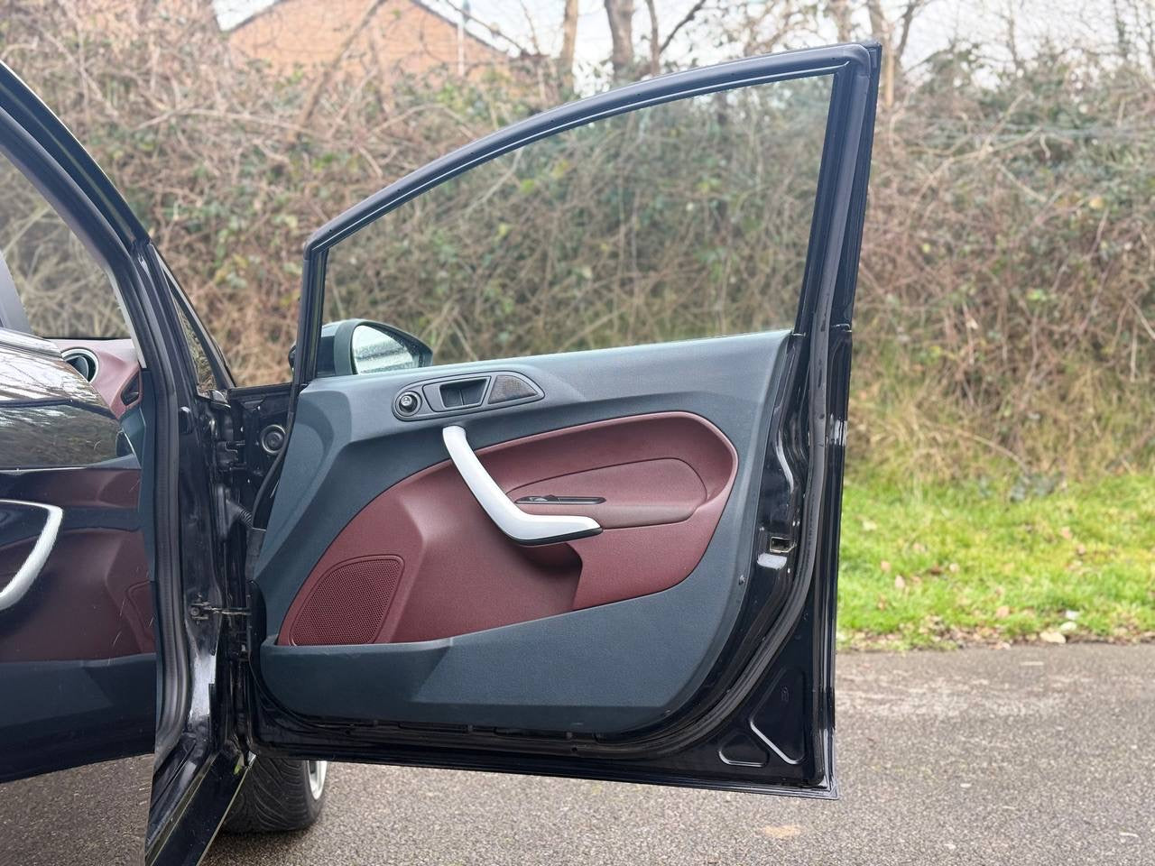 2009 Ford Fiesta-12 Month Fresh MOT-Mechanically Perfect